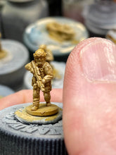 Load image into Gallery viewer, 15mm Modern Special Forces Fighters in Ukraine