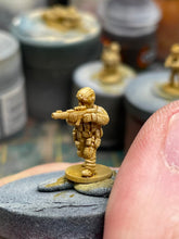Load image into Gallery viewer, 15mm Modern Special Forces Fighters in Ukraine