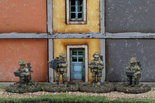 Load image into Gallery viewer, 15mm Modern Ukrainian Fighter Pack